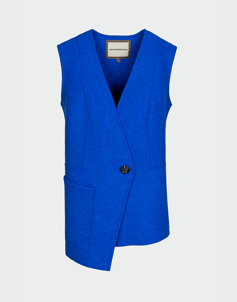Ema Vest