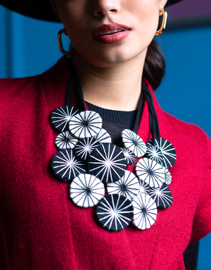Etnic Collar